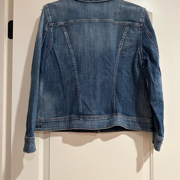 Jean jacket - Picture 2 of 4